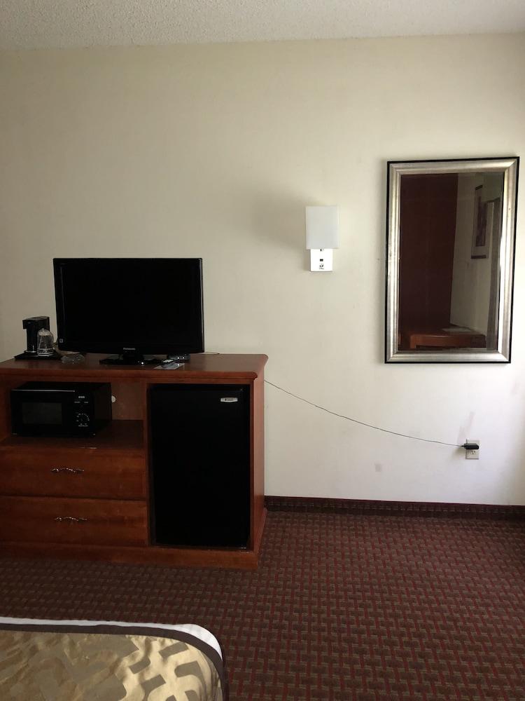 Millennium Inn Ellisville 외부 사진