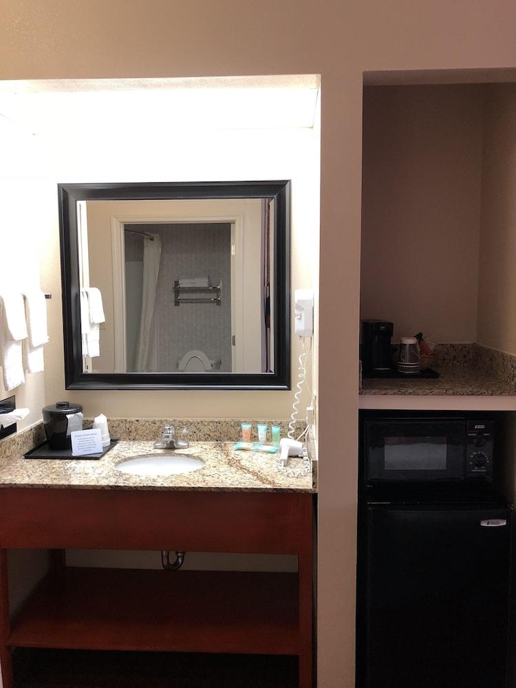 Millennium Inn Ellisville 외부 사진