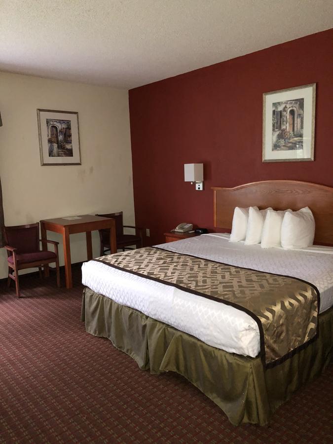 Millennium Inn Ellisville 외부 사진