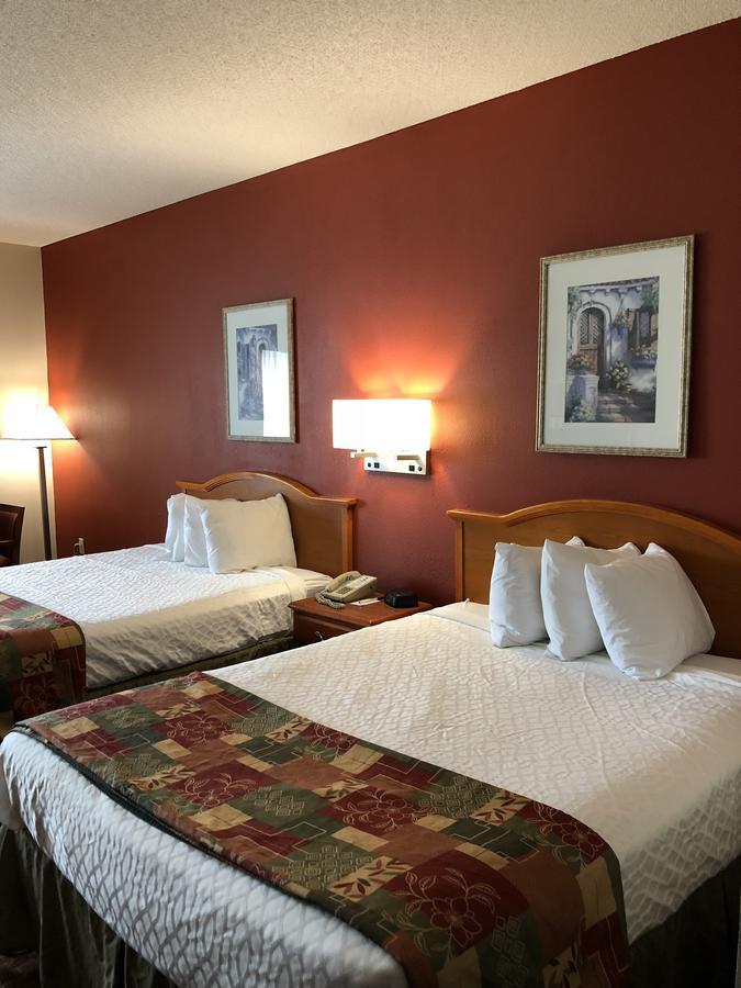 Millennium Inn Ellisville 외부 사진