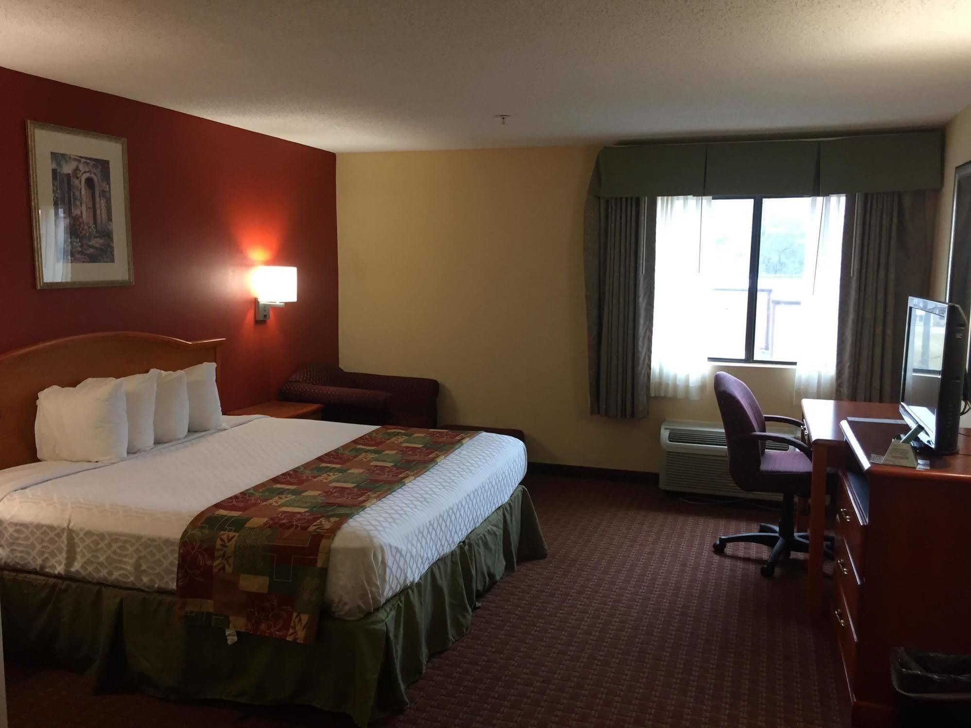 Millennium Inn Ellisville 외부 사진